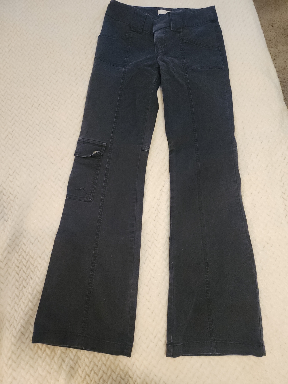 Women’s Black Flared Jeans with Cargo Pocket